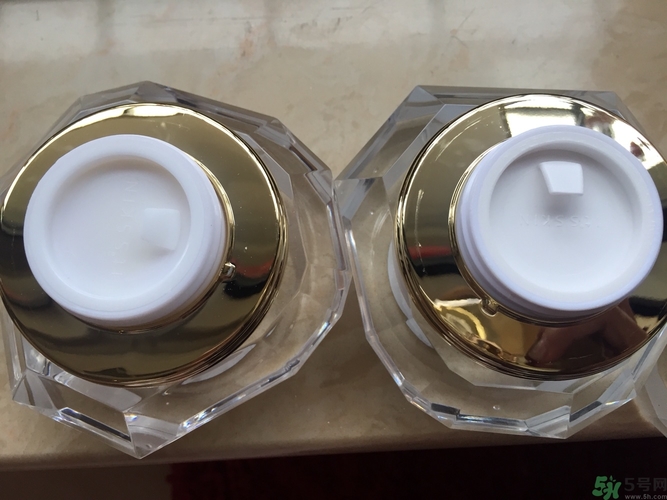 it's skin伊思蝸牛霜怎么辯真假 伊思蝸牛霜真假鑒別圖片對(duì)比 it's skin伊思蝸牛霜怎么辯真假 伊思蝸牛霜真假鑒別圖片對(duì)比