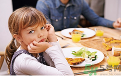 三伏天寶寶厭食怎么辦？三伏天寶寶厭食是什么原因？