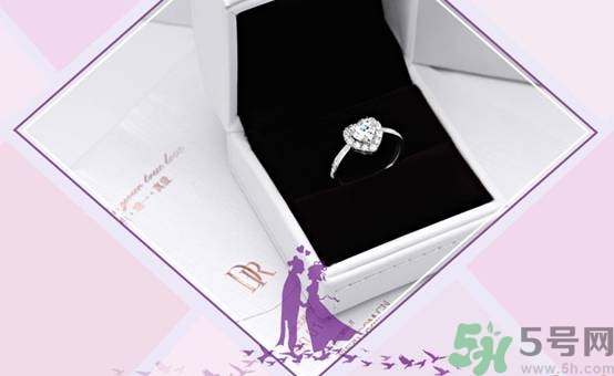 七夕女朋友不在身邊怎么辦？七夕女朋友不在身邊送什么禮物？