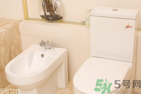 馬桶漏水的原因？馬桶漏水如何修理？