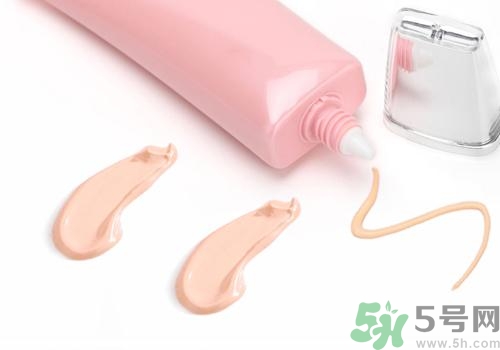 cc霜和bb霜的區(qū)別 cc霜和bb霜哪個好？