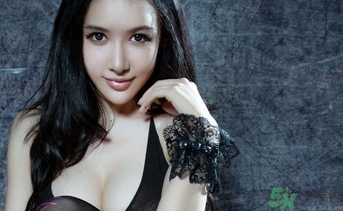 美瞳帶著磨眼睛咋辦？戴美瞳眼睛紅怎么辦？