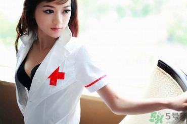 為什么涂口紅不好看？口紅能遮黑眼圈嗎？