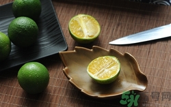 喝檸檬水可以祛斑嗎?檸檬祛斑小妙招 喝檸檬水可以祛斑嗎?檸檬祛斑小妙招