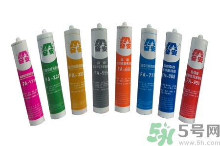 膠可以用什么洗掉？膠水怎么處理干凈？