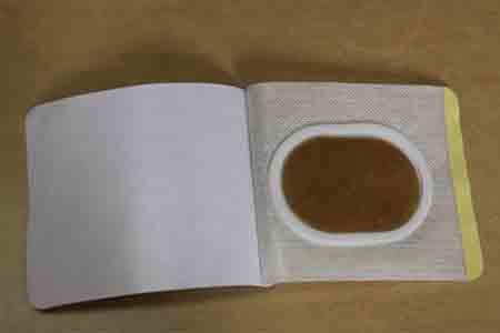 膏藥的使用方法？如何正確貼傳統(tǒng)黑膏藥？