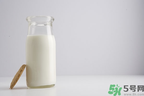 豆奶和牛奶哪個好?豆奶和牛奶的區(qū)別 豆奶和牛奶哪個好?豆奶和牛奶的區(qū)別