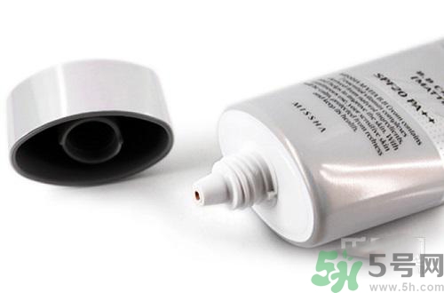 bb霜可以直接涂臉上嗎？bb霜可以持續(xù)多久？