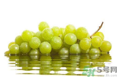 葡萄不能和什么一起吃？葡萄的食用禁忌