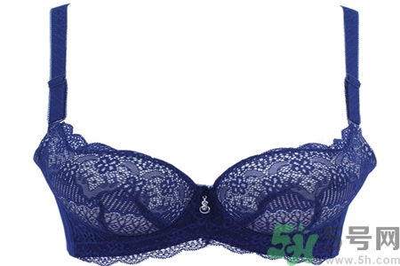 隱形文胸的正確穿法？胸罩應(yīng)該怎么穿？