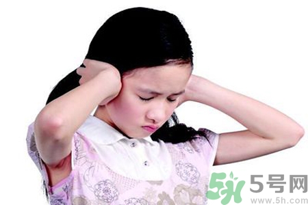 耳朵嗡嗡響怎么治療？耳朵嗡嗡響吃什么藥？