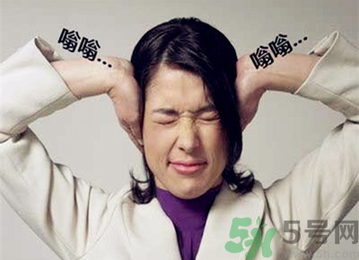 耳朵嗡嗡響怎么治療？耳朵嗡嗡響吃什么藥？