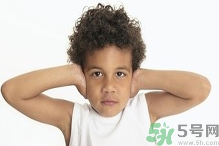 耳朵里面疼痛怎么辦？耳朵里面疼痛的原因？