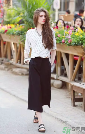 什么是闊腿褲？闊腿褲適合什么人穿？