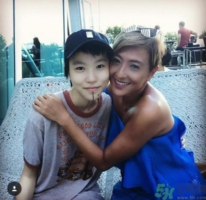 竇靖童死亡風(fēng)紋身 什么是死亡風(fēng)紋身 竇靖童死亡風(fēng)紋身 什么是死亡風(fēng)紋身