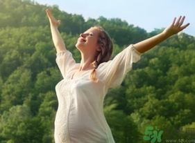 孕婦濕氣重怎么辦？孕婦濕氣重的表現(xiàn)癥狀？