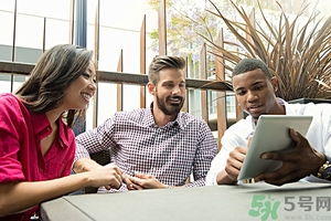 孩子有網(wǎng)癮家長(zhǎng)該怎么辦?初中生有網(wǎng)癮怎么辦 孩子有網(wǎng)癮家長(zhǎng)該怎么辦?初中生有網(wǎng)癮怎么辦