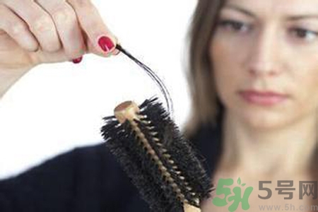 生完寶寶掉頭發(fā)怎么辦？生完寶寶掉頭發(fā)原因？