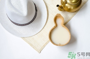 喝糯米酒能豐胸嗎？喝米酒能護膚嗎？