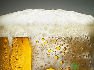 喝啤酒會(huì)發(fā)胖嗎?啤酒的熱量是多少 喝啤酒會(huì)發(fā)胖嗎?啤酒的熱量是多少