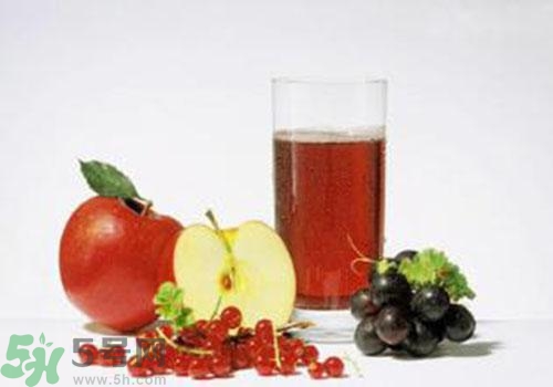葡萄和什么一起榨汁好喝？葡萄和什么水果一起榨汁？