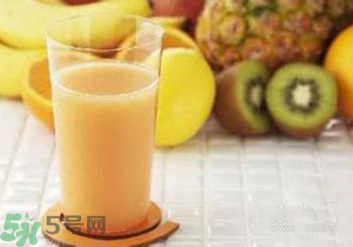 葡萄和什么一起榨汁好喝？葡萄和什么水果一起榨汁？