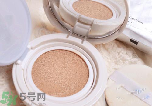 cc霜和防曬霜哪個(gè)先用？cc霜和防曬霜的使用順序