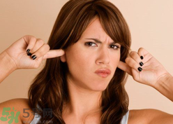 社交恐懼癥的原因及表現(xiàn)？如何治療社交恐懼癥？