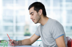 男人腎虛的癥狀及原因？男人腎虛怎么調(diào)理？