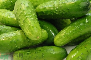 香菜可以和黃瓜一起吃嗎?香菜能和黃瓜同吃嗎? 香菜可以和黃瓜一起吃嗎?香菜能和黃瓜同吃嗎?