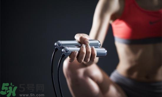 女生跳繩要注意什么？跳繩要注意什么？