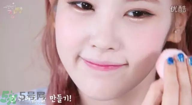 戴眼鏡怎么化妝？眼鏡妝怎么畫(huà)