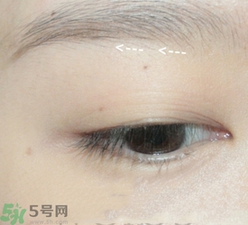 戴眼鏡怎么化妝？眼鏡妝怎么畫