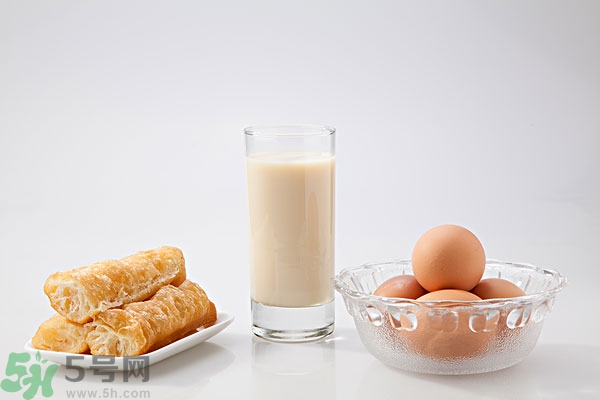 豆奶粉結塊還能喝嗎？豆奶粉分層還能喝嗎？