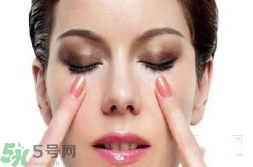 秋季眼睛干澀怎么辦？秋季眼睛干澀怎么調(diào)理？