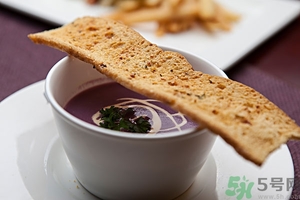 吃紫薯會(huì)發(fā)胖嗎?一根紫薯的熱量是多少 吃紫薯會(huì)發(fā)胖嗎?一根紫薯的熱量是多少