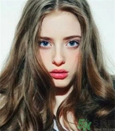 大臉適合什么發(fā)型?大臉女生適合的發(fā)型 大臉適合什么發(fā)型?大臉女生適合的發(fā)型