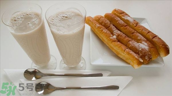 早上喝豆奶好嗎？晚上喝豆奶好嗎？