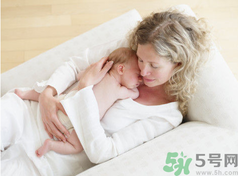 多少歲算高齡產(chǎn)婦？高齡產(chǎn)婦順產(chǎn)好還是剖腹產(chǎn)好？