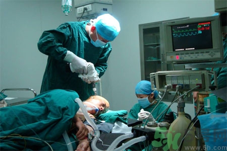 腦出血的護(hù)理措施有哪些？腦出血的飲食護(hù)理是什么？