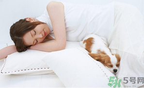 黃體破裂怎么引起的？黃體破裂怎么治療？