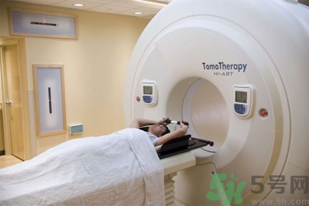 鼻咽癌的發(fā)病因素是什么？鼻咽癌的并發(fā)癥有哪些？