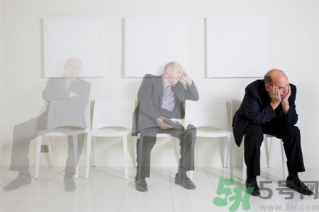 脫發(fā)是什么？脫發(fā)的癥狀有哪些？