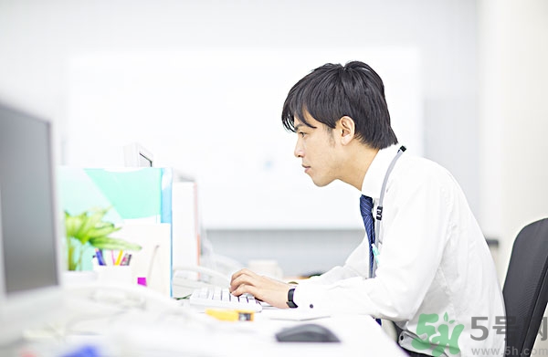 久坐的危害有哪些?久坐的人適合做的運動 久坐的危害有哪些?久坐的人適合做的運動