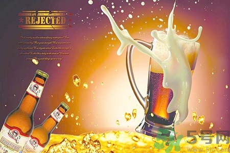 男子喝冰啤后洗澡出血 喝冰啤后可以洗澡嗎？