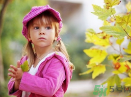 秋天寶寶穿什么衣服好？秋天寶寶要穿幾件衣服？