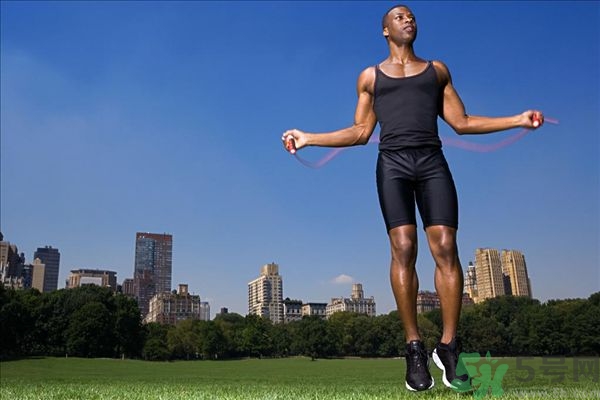 20歲跳繩還能長(zhǎng)高嗎？青少年跳繩能長(zhǎng)高嗎？