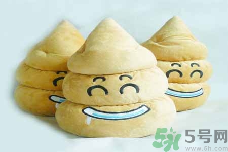 憋大便的危害有哪些？每天排便幾次算正常？