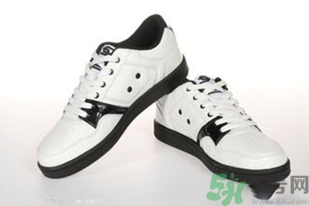 新鞋的塑膠味怎么去除？新鞋有塑膠味怎么辦？