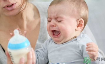 寶寶秋季腹瀉怎么辦？預(yù)防寶寶秋季腹瀉的小竅門